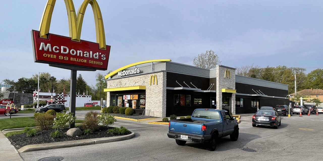 De acuerdo con The Wall Street Journal, McDonald’s cierra oficinas y les dice a sus empleados que trabajen desde casa antes de los despidos