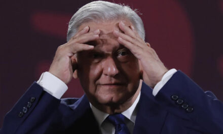 El loco López Obrador argumenta que apagón masivo del martes fue “algo “excepcional” por el calor