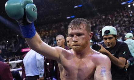 ¿Sólo con los que le conviene? Reportes indican que Canelo Álvarez renunciaría a uno de sus cinturones tras no acceder a pelear contra William Scull