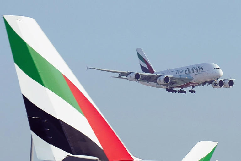 Aerolínea Emirates reporta ganancia récord de $4.700 millones en 2023