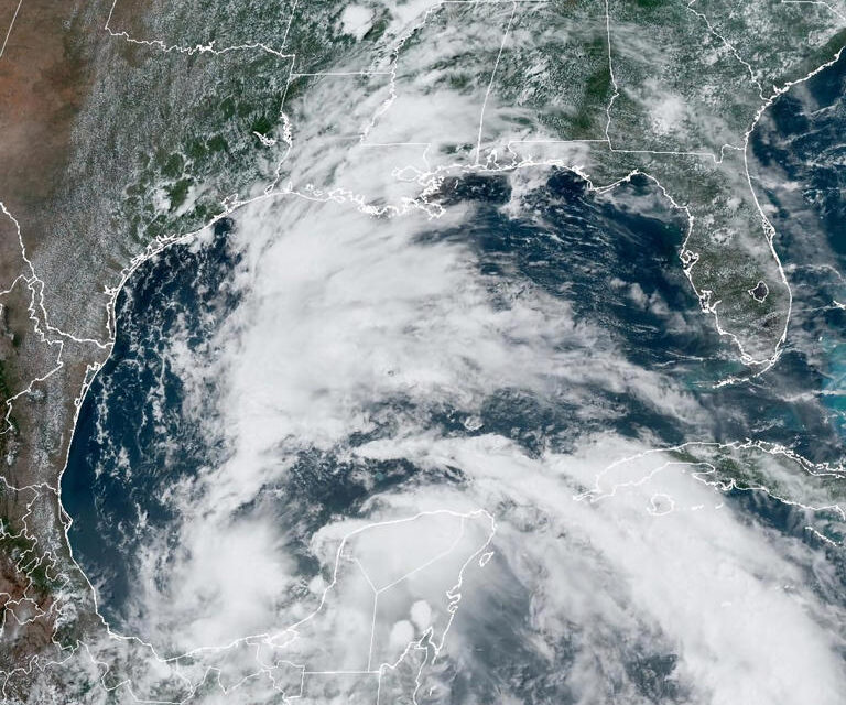 Baja presión amenaza a México y Texas (EEUU) y puede ser la primera tormenta del Atlántico