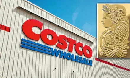 ¿Boom por el oro de Costco? El minorista vende hasta $200 millones mensuales en lingotes, según Wells Fargo