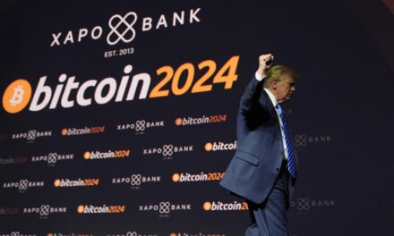 Trump promete adoptar el uso de criptomonedas si gana elecciones presidenciales