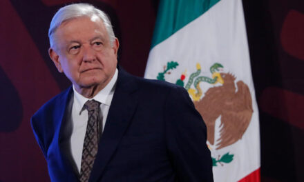 ¡Mugroso y mentiroso! Hacienda calcula que López Obrador concluirá su administración con una deuda de 48,6% del PIB