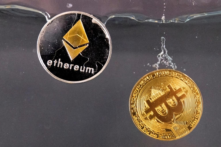 Estados Unidos aprueba nuevos fondos cotizados de ethereum, que acumula una subida del 52% en lo que va del año