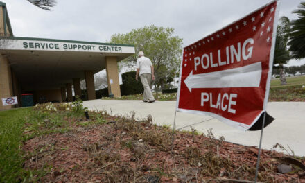 El voto latino, el botín que los candidatos al Senado por Texas buscan hasta con corridos