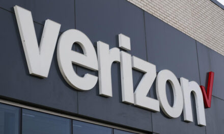 Proveedor de internet Verizon adquirirá Frontier por 20.000 millones de dólares