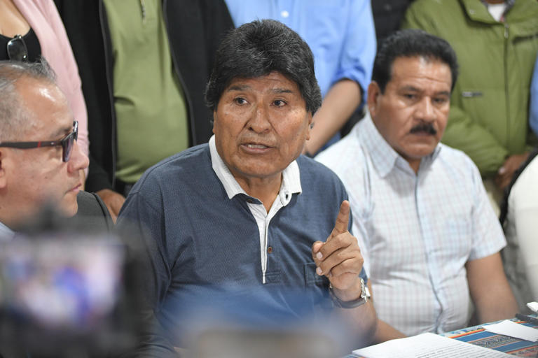 El abusador de menores, Evo Morales, amenaza con bloquear Bolivia si la Fiscalía lo captura