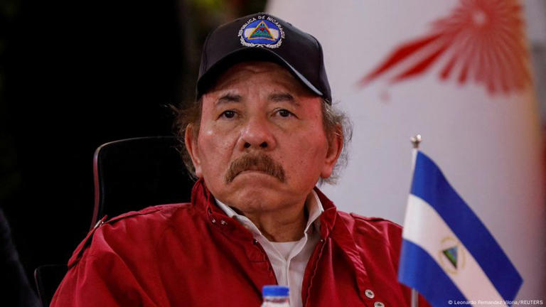 Dictador desalmado. Ortega cierra Save the Children y otras 14 organizaciones en Nicaragua