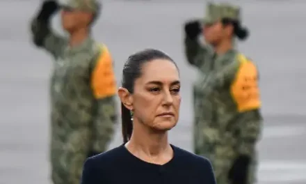 La comandante Sheinbaum y el presidente de Guatemala charlan por teléfono sobre temas de la frontera